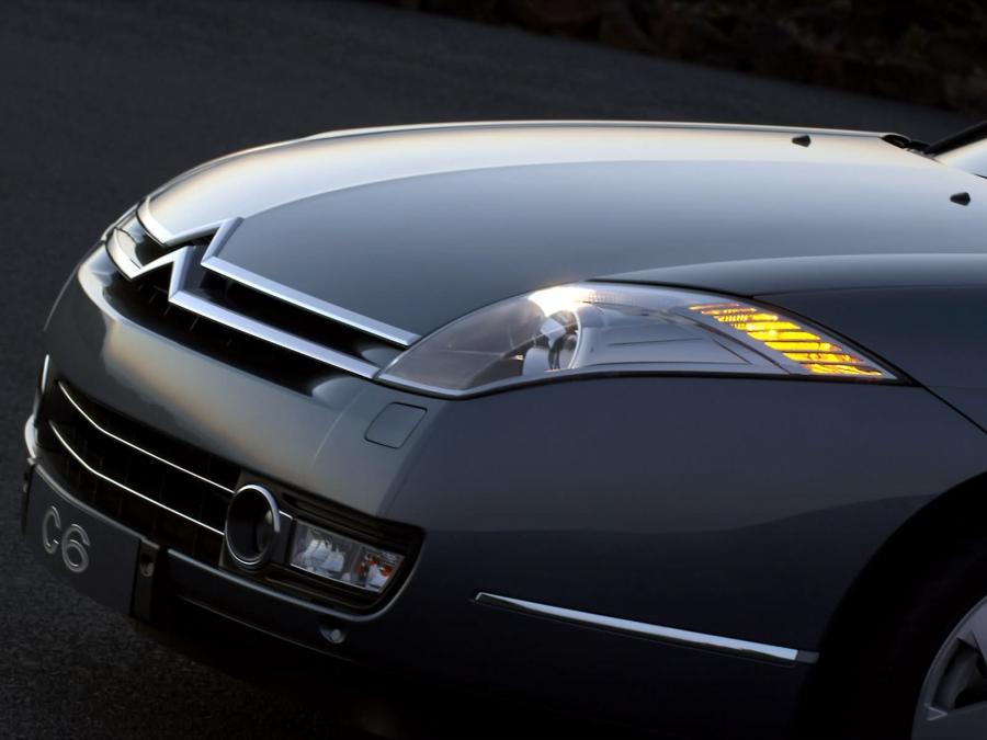  Citroen C6 2006 года  (фото 34 из 227)